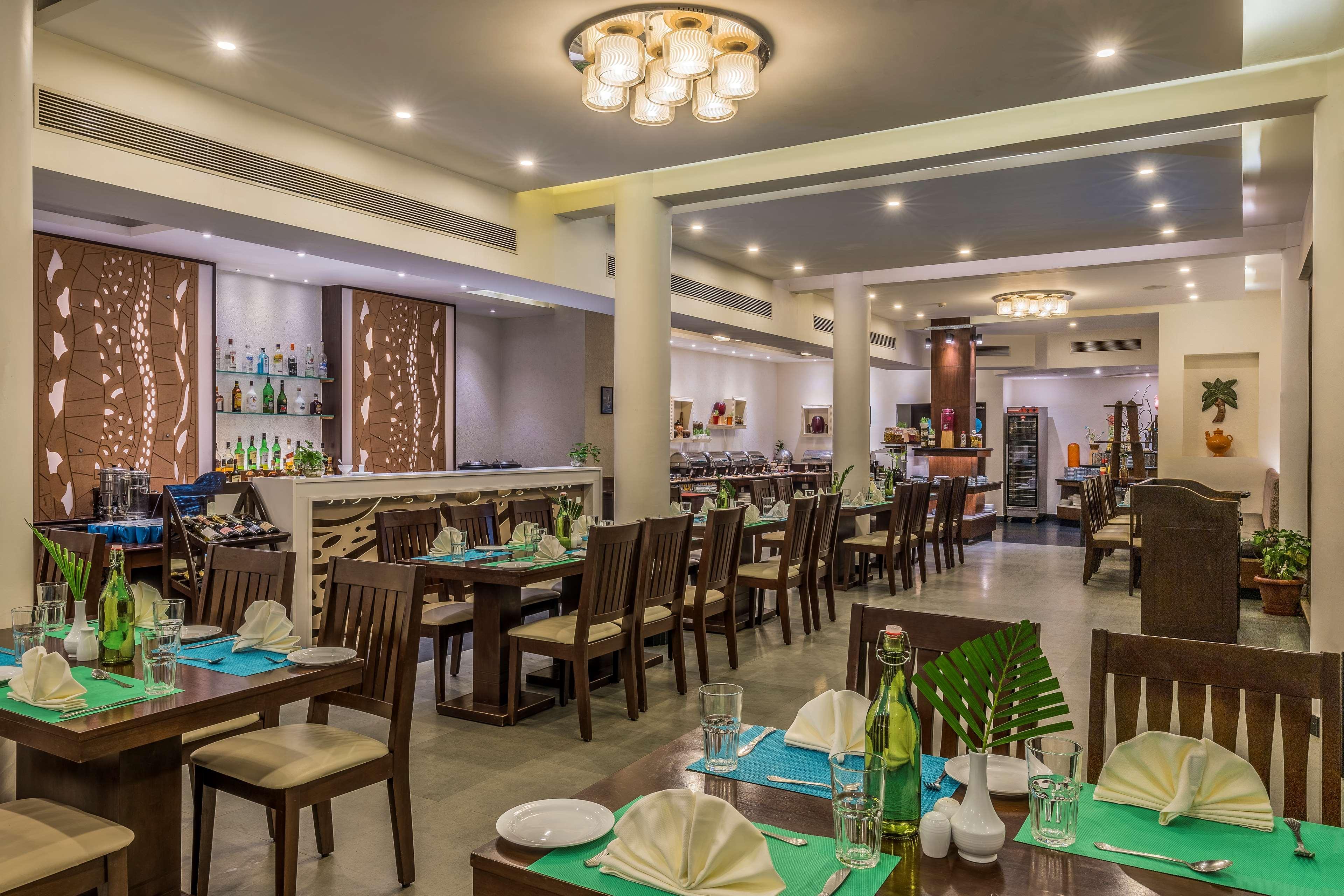 Radisson Goa 칸돌림 외부 사진