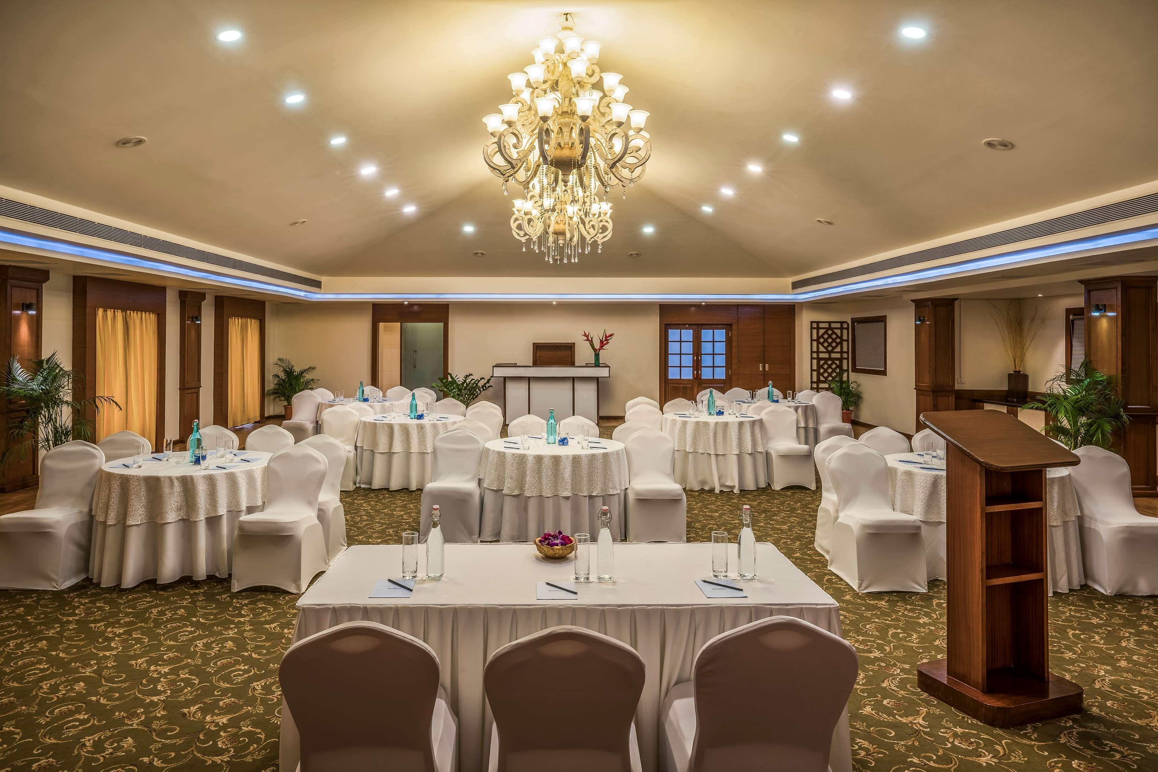 Radisson Goa 칸돌림 외부 사진
