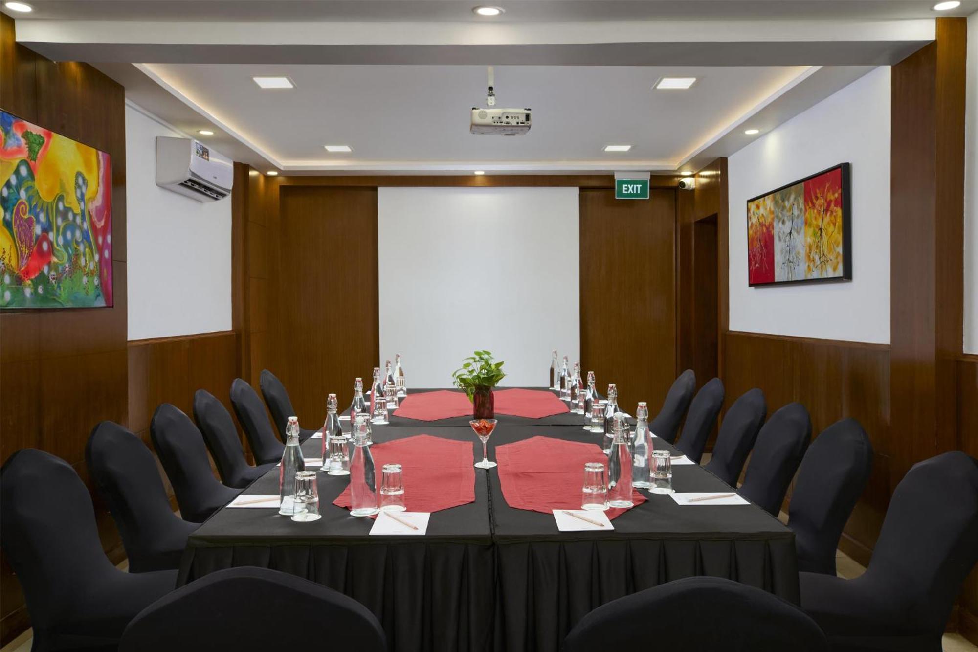 Radisson Goa 칸돌림 외부 사진