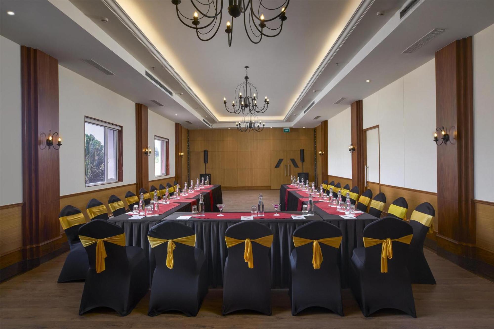 Radisson Goa 칸돌림 외부 사진