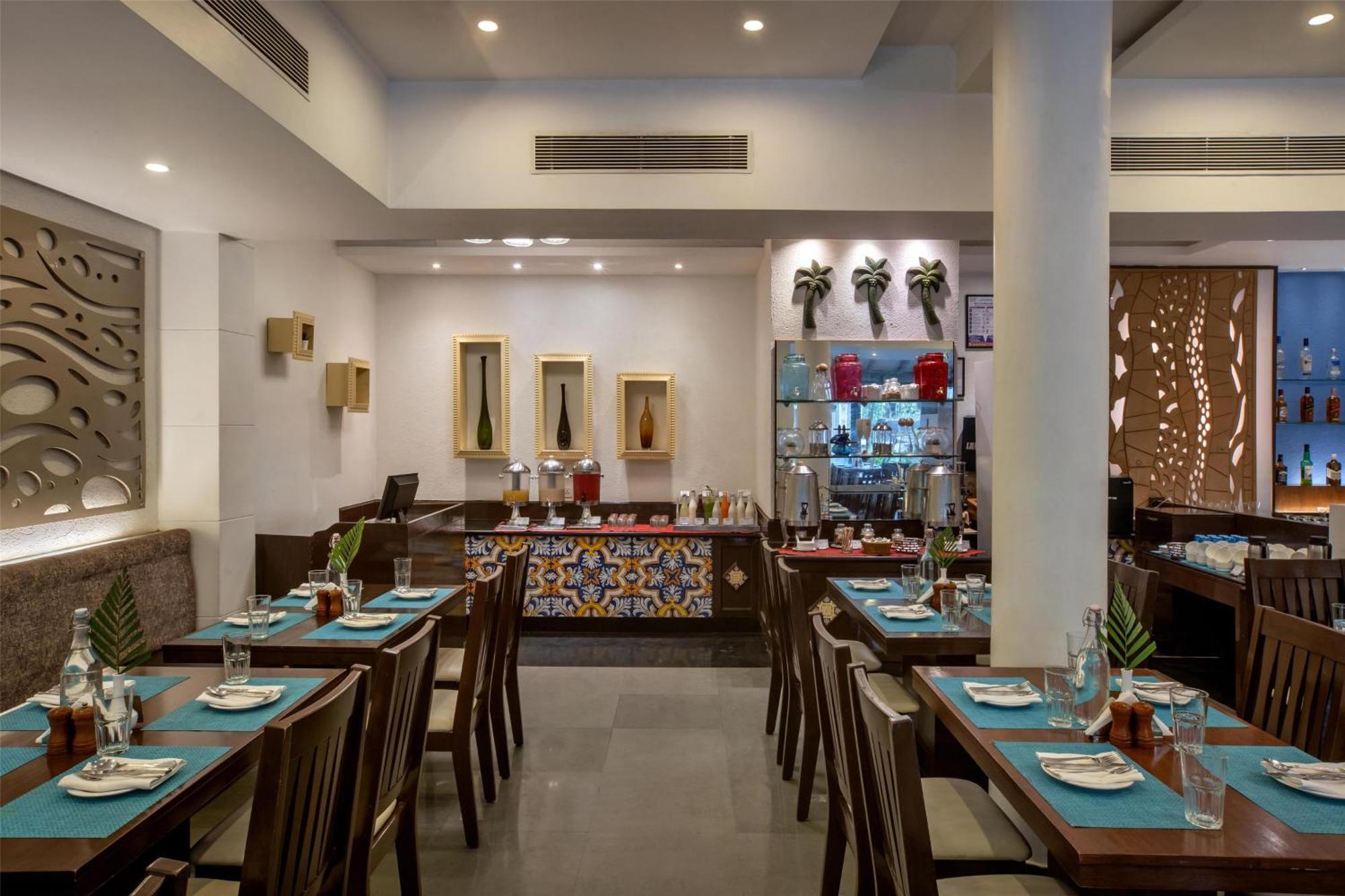 Radisson Goa 칸돌림 외부 사진