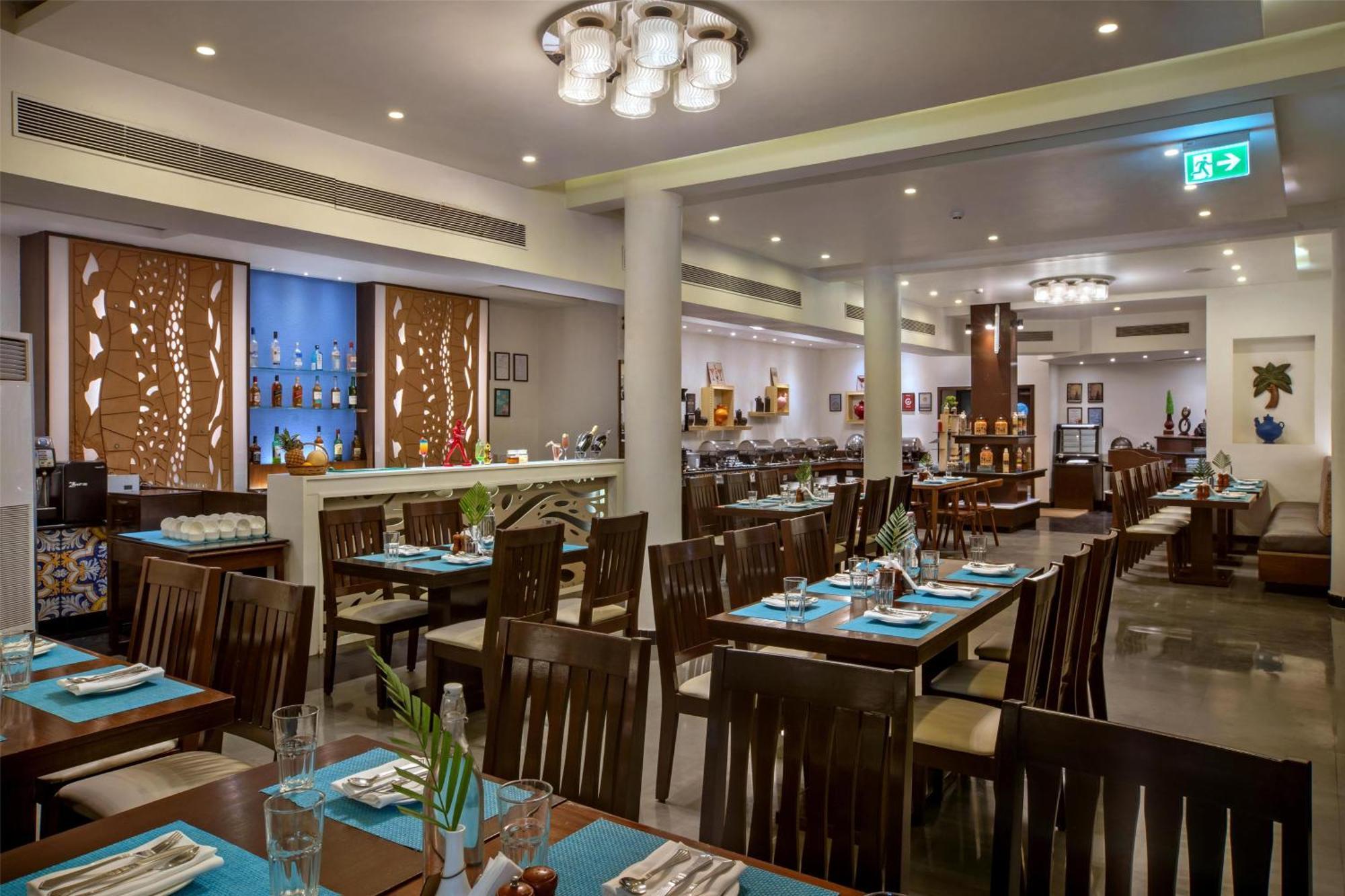 Radisson Goa 칸돌림 외부 사진